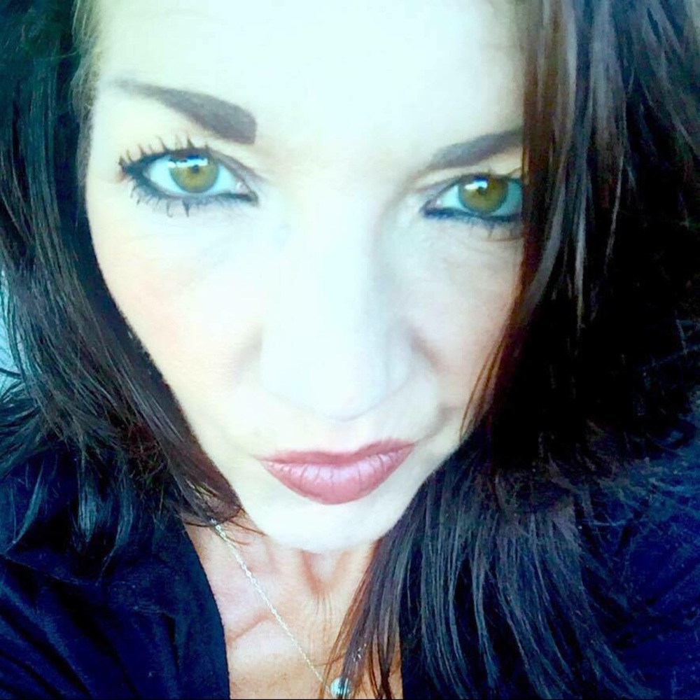 Meet your Posher, Melanie